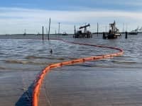 Floating Oil Spill Containment Boom
