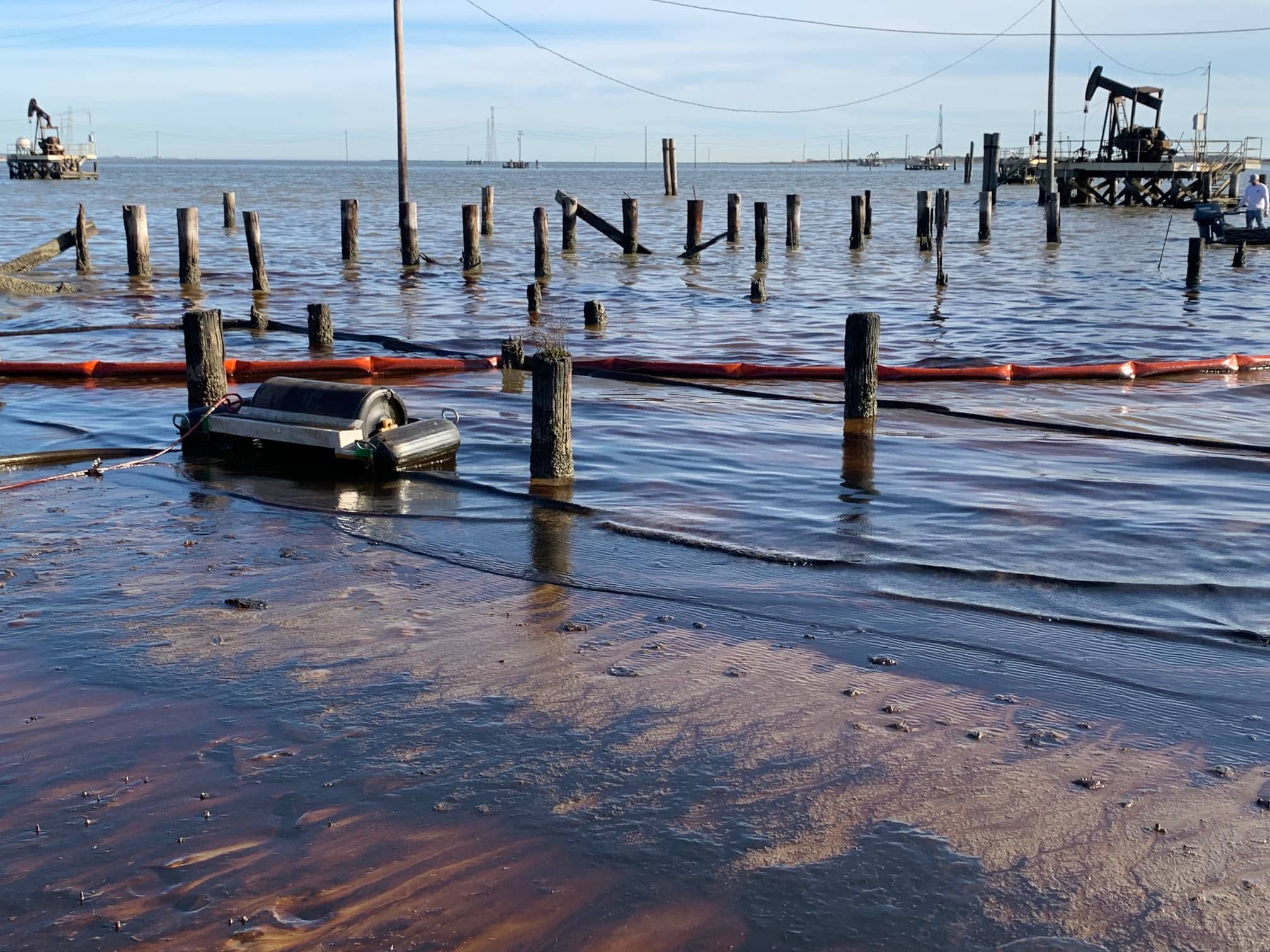 TBC Oil Containment Boom and Skimmer Deployment Tabbs Bay 1