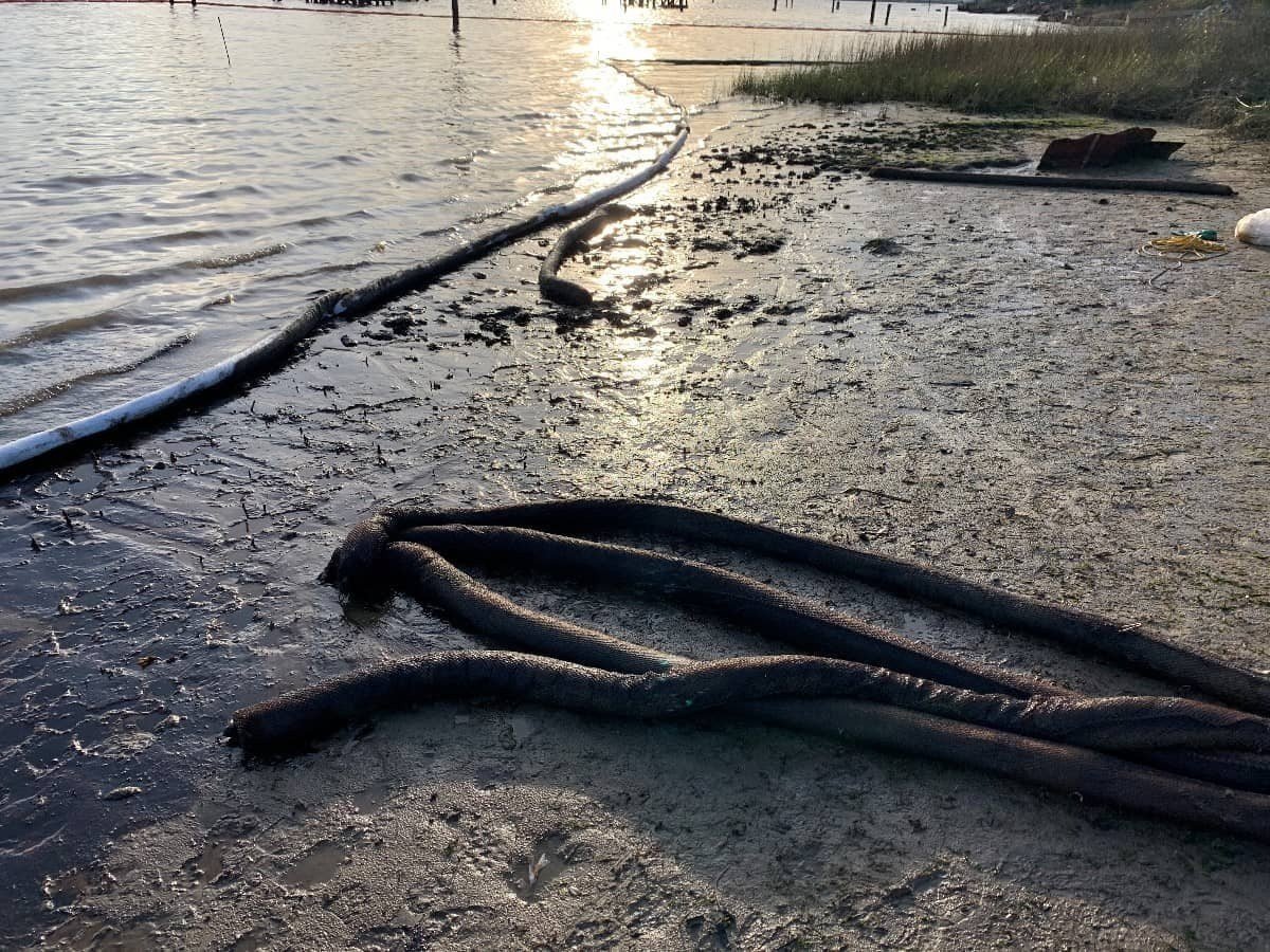tbc saturated sorbent boom   tabbs bay small tbc saturated sorbent boom   tabbs bay small